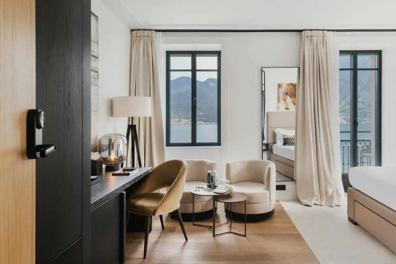 Musa Lago Di Como سالا كوماسينا